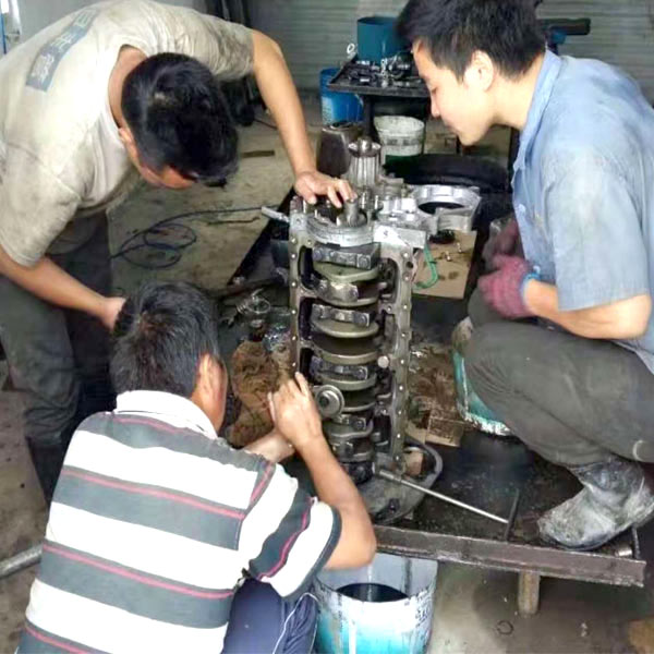 挖掘機(jī)液壓泵.jpg